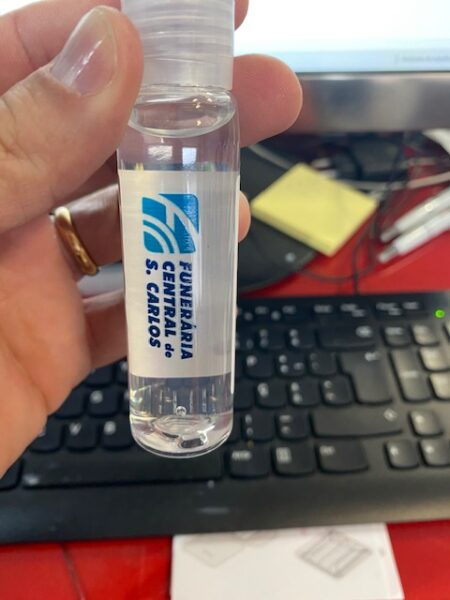 Álcool gel personalizado 